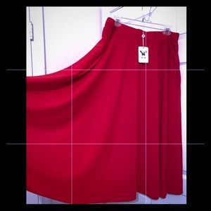 White Mark Red Beautiful Flared Skirt size 3XL